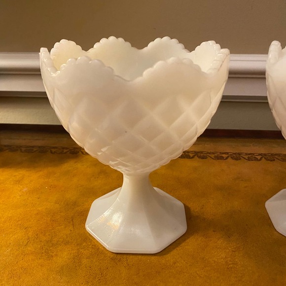2 VTG Napco White Milk Glass Footed Compote Candy Dish Bowl Vase Planter 1184 - Picture 2 of 6